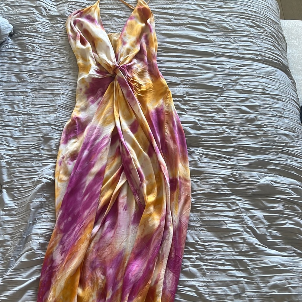 Sold out and not available online YFB - Tie dye Dress S ( Fits like M)